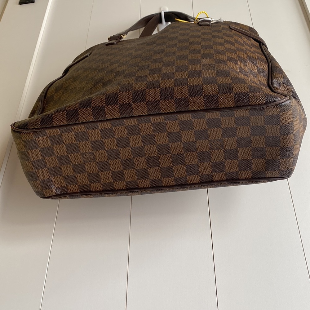 Louis Vuitton Discontinued Damier Ebene Uzes Manhattan Shoulder Bag - Picture 7 of 16